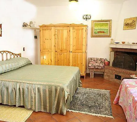 Delle Rose Vila *